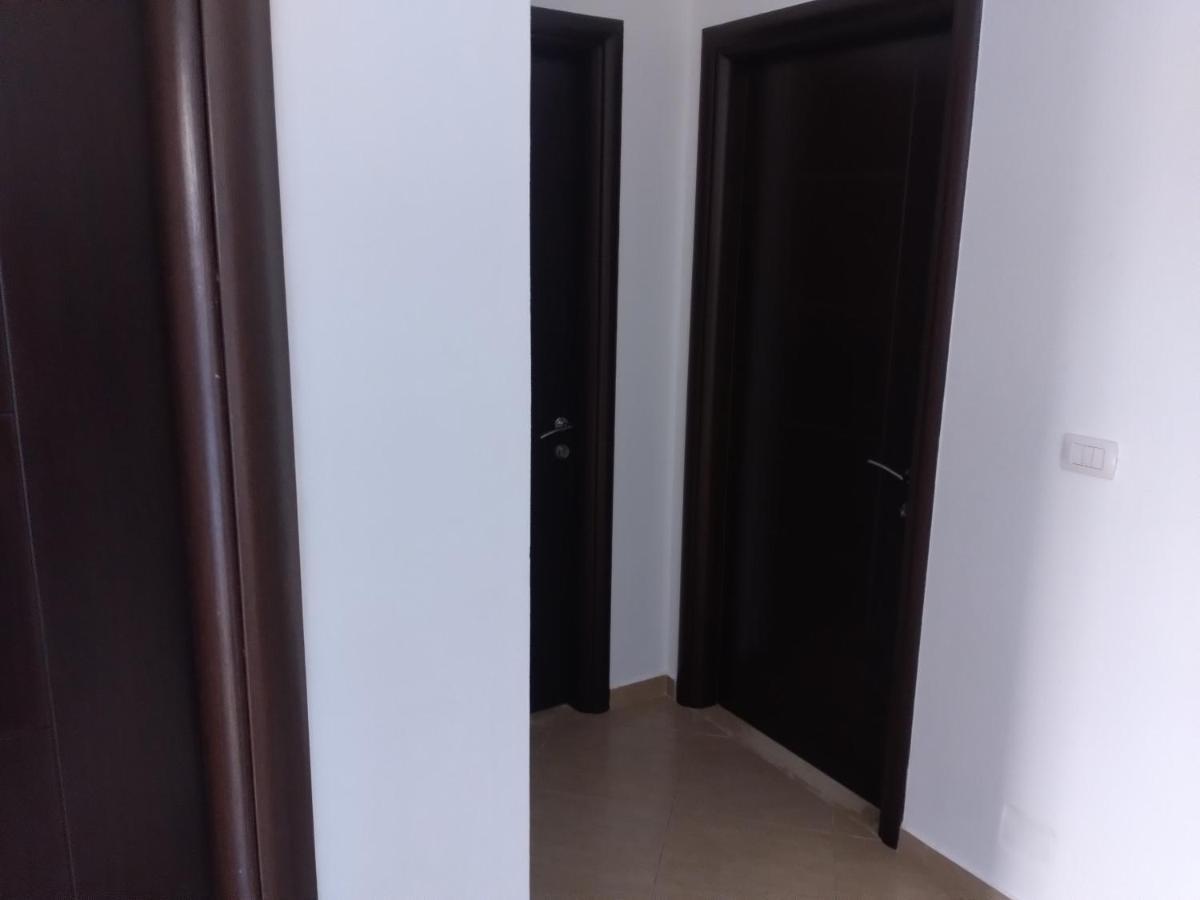 Xuxi Apartments Lukove Luaran gambar