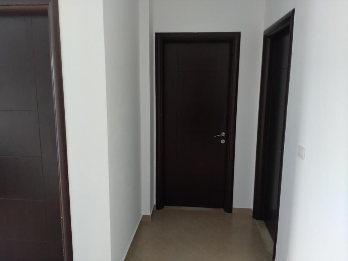 Xuxi Apartments Lukove Luaran gambar